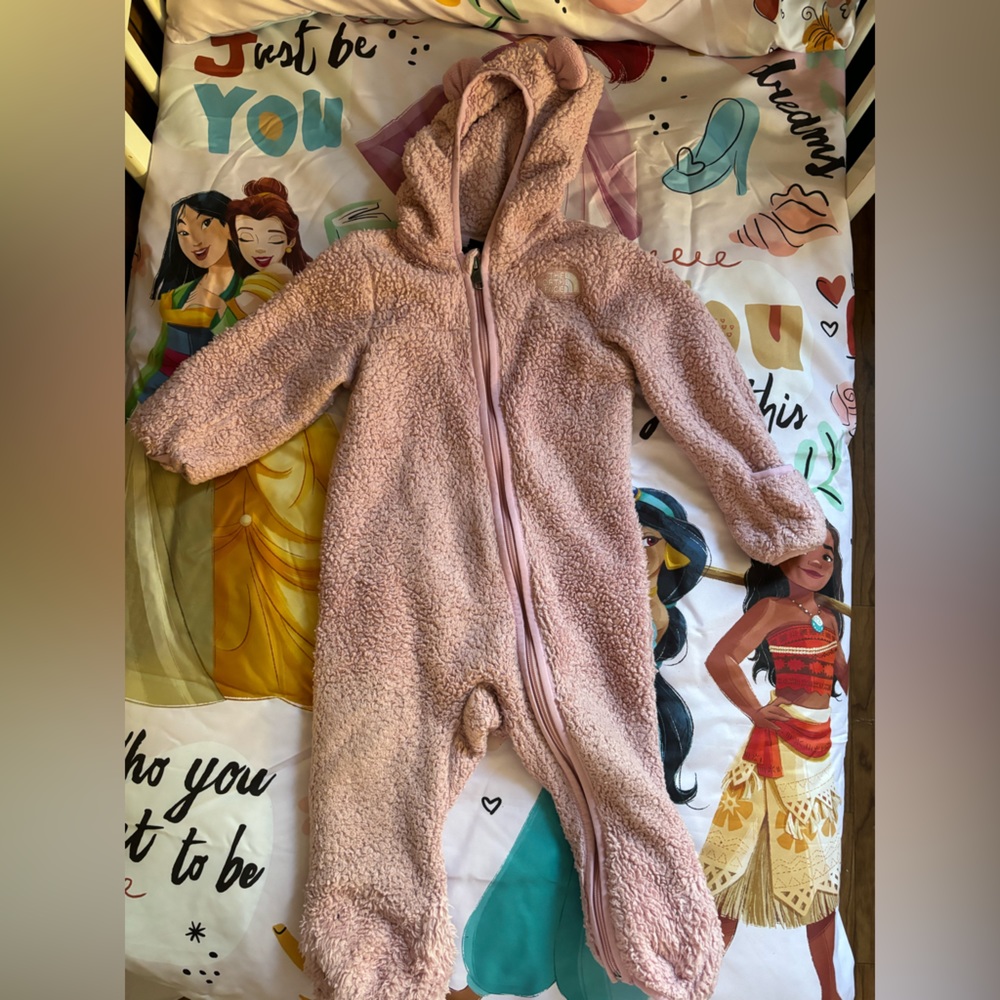 The north face baby footie